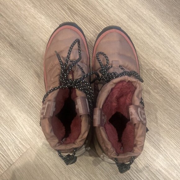 The North Face Women’s THERMOBALL Lace Up Waterproof Boots - Picture 4 of 6